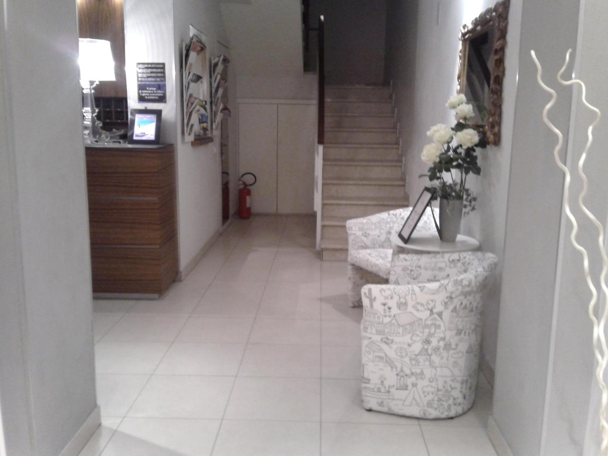 Hotel La Rosta Reggio Emilia Exterior photo