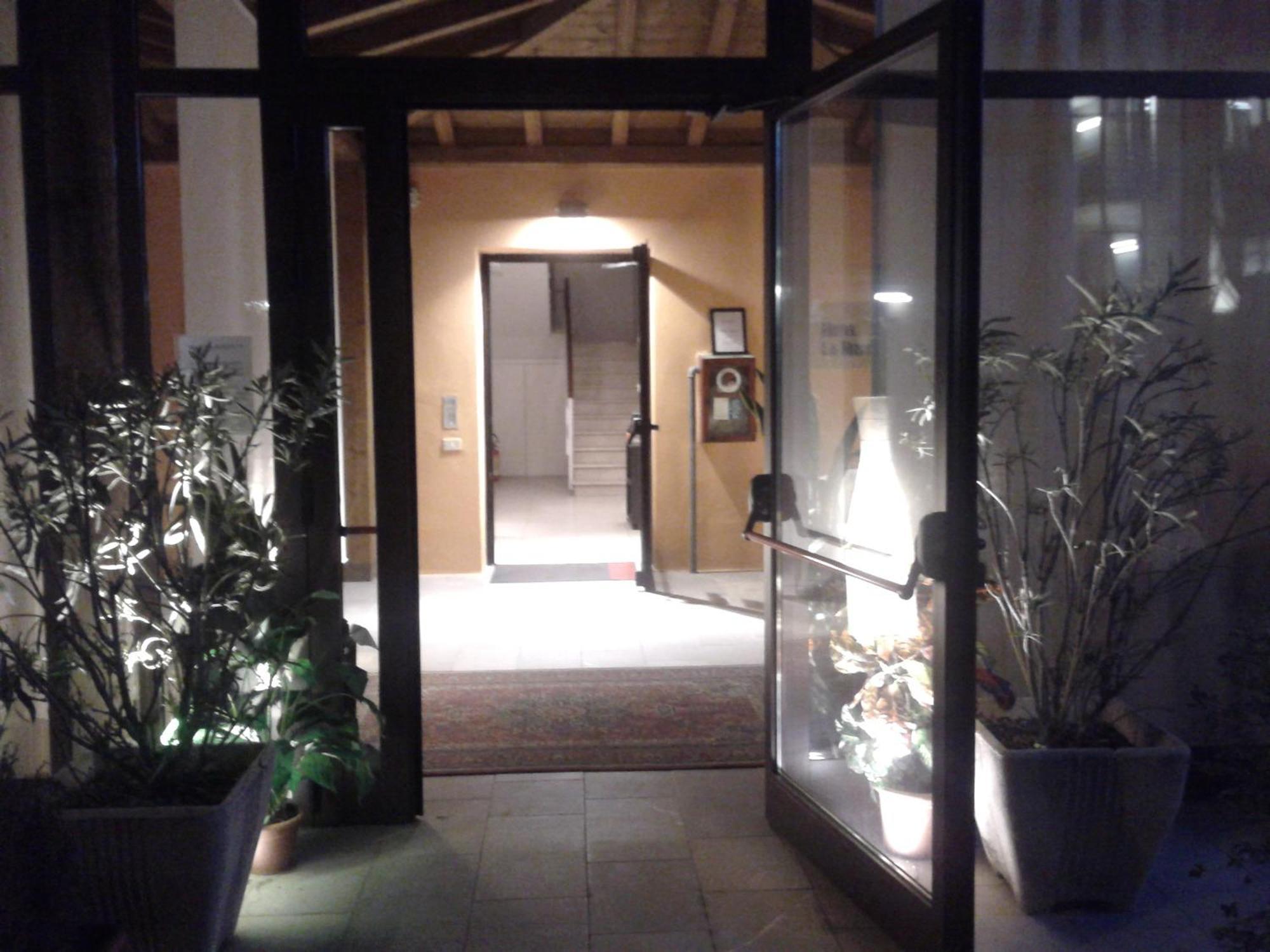 Hotel La Rosta Reggio Emilia Exterior photo
