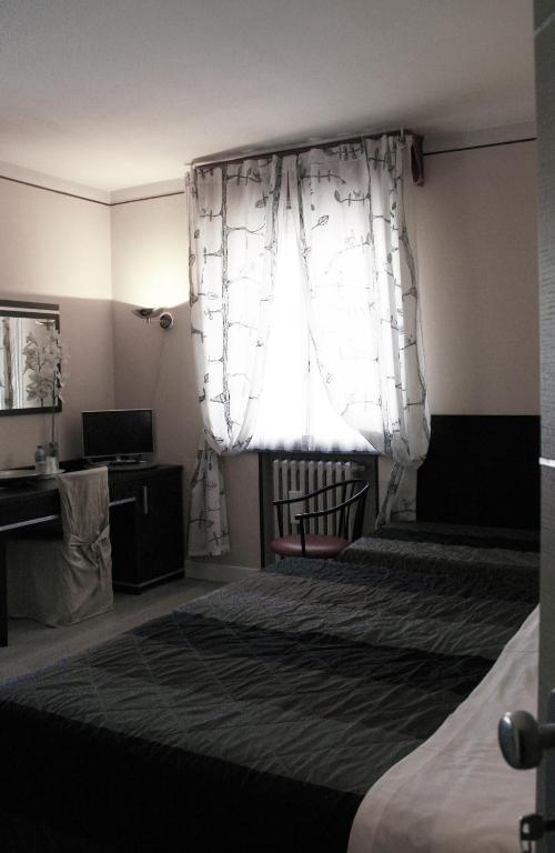 Hotel La Rosta Reggio Emilia Room photo