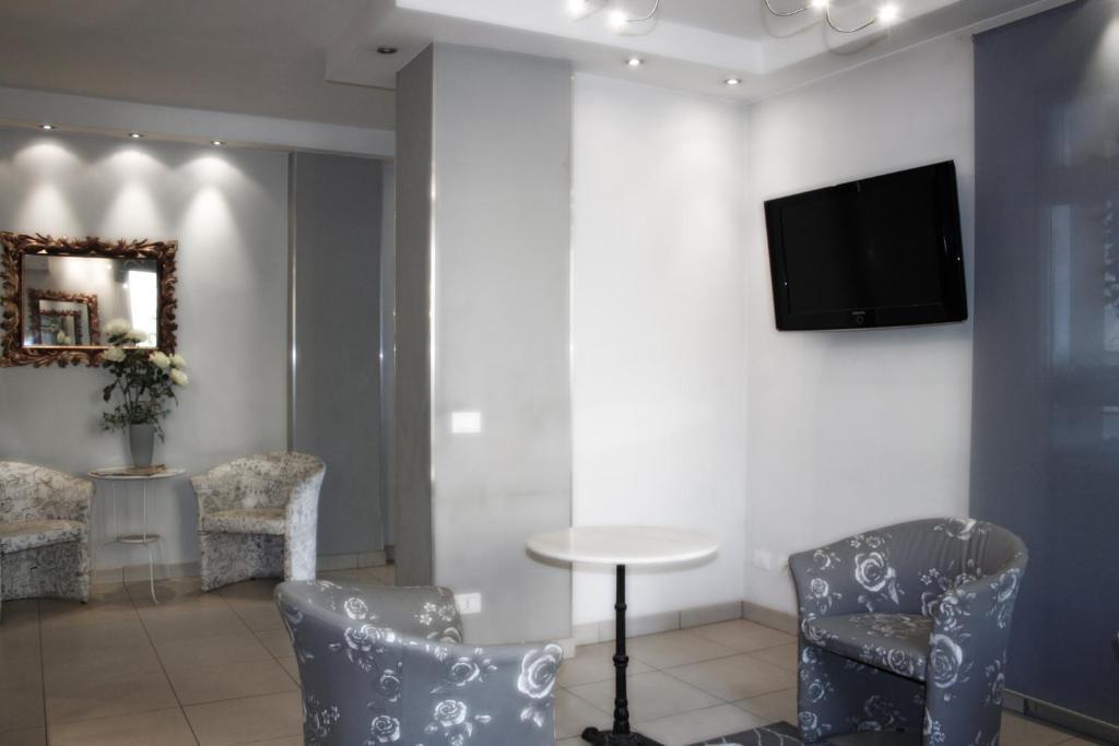 Hotel La Rosta Reggio Emilia Exterior photo