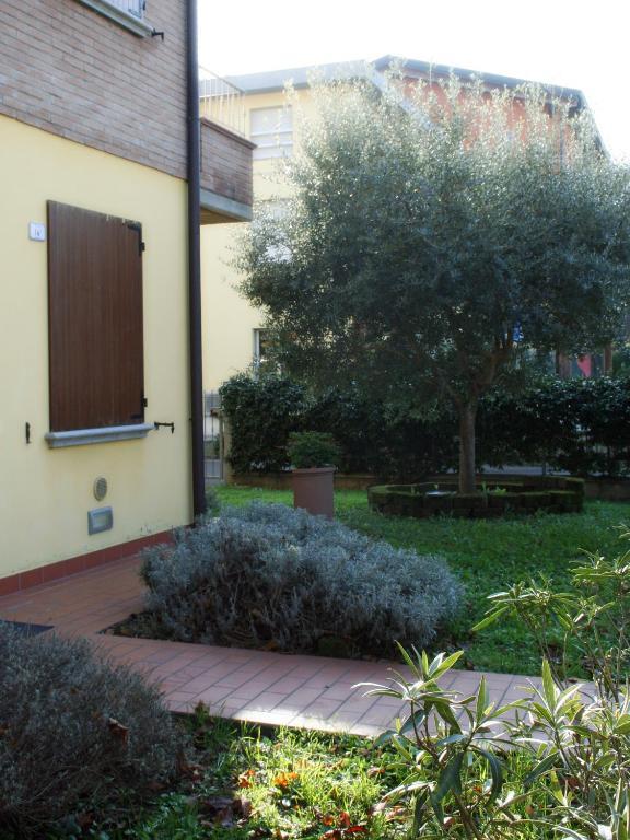 Hotel La Rosta Reggio Emilia Exterior photo