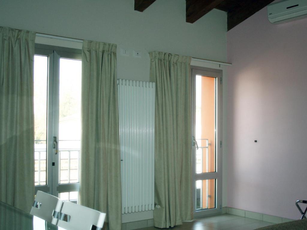 Hotel La Rosta Reggio Emilia Room photo