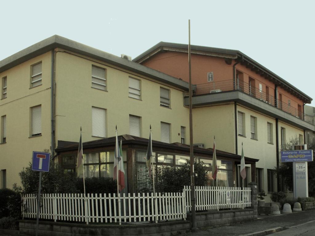 Hotel La Rosta Reggio Emilia Exterior photo